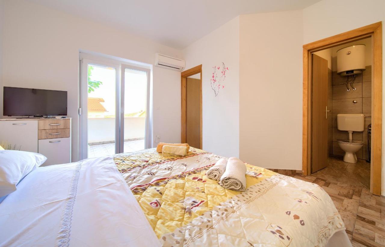 Petra Apartman *