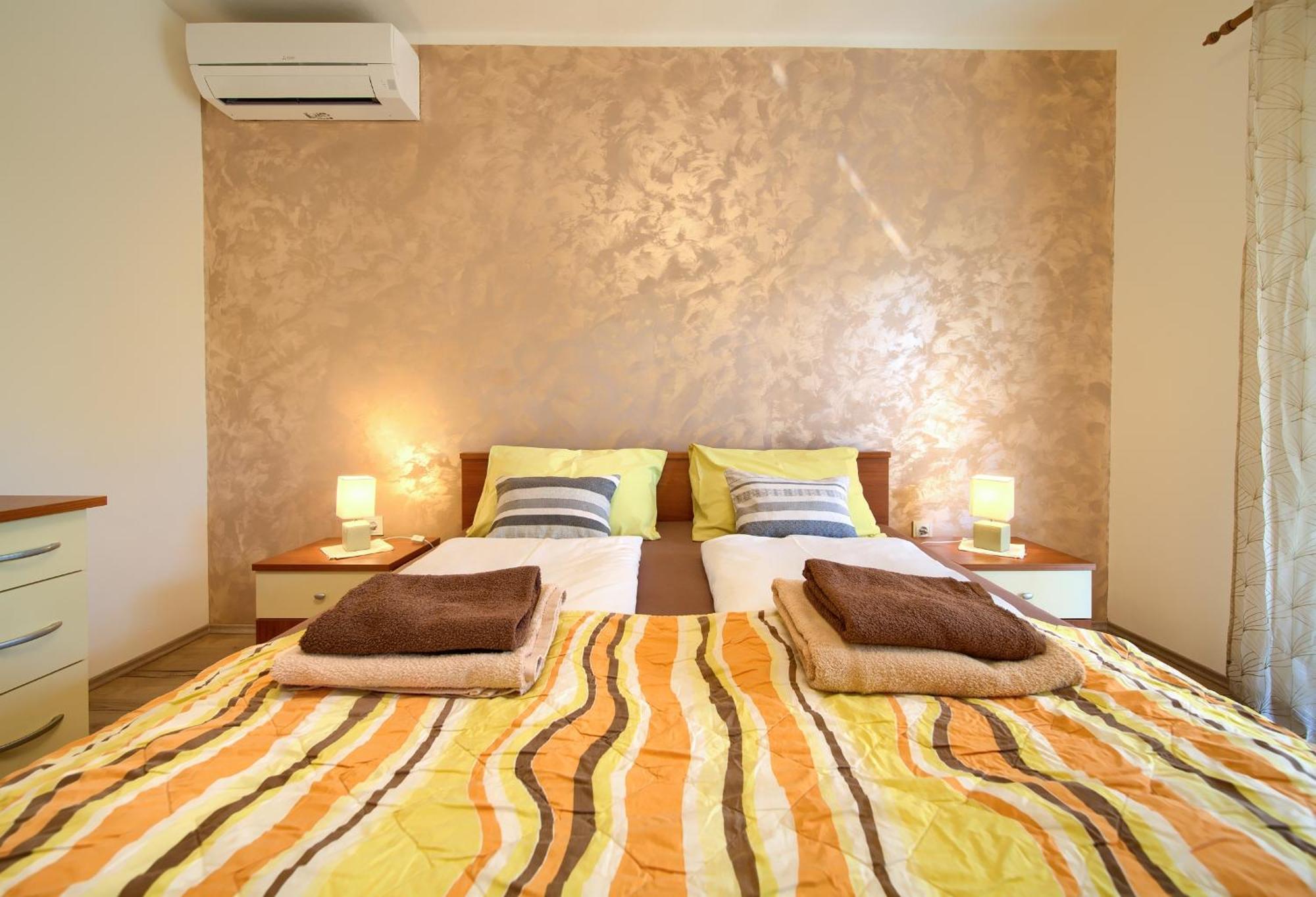 Petra Apartman Krk Town