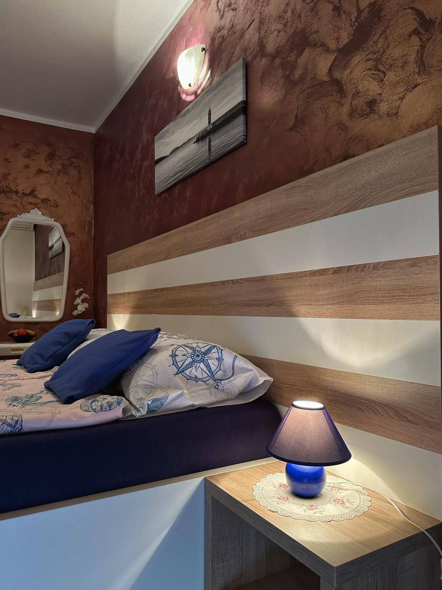 Petra Apartman Krk Town